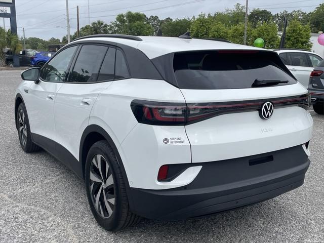 new 2024 Volkswagen ID.4 car, priced at $33,355