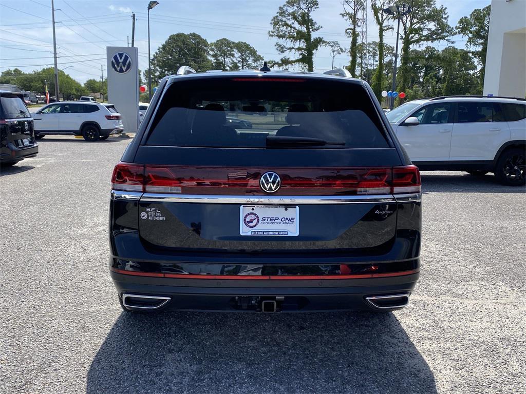 new 2025 Volkswagen Atlas car, priced at $46,156