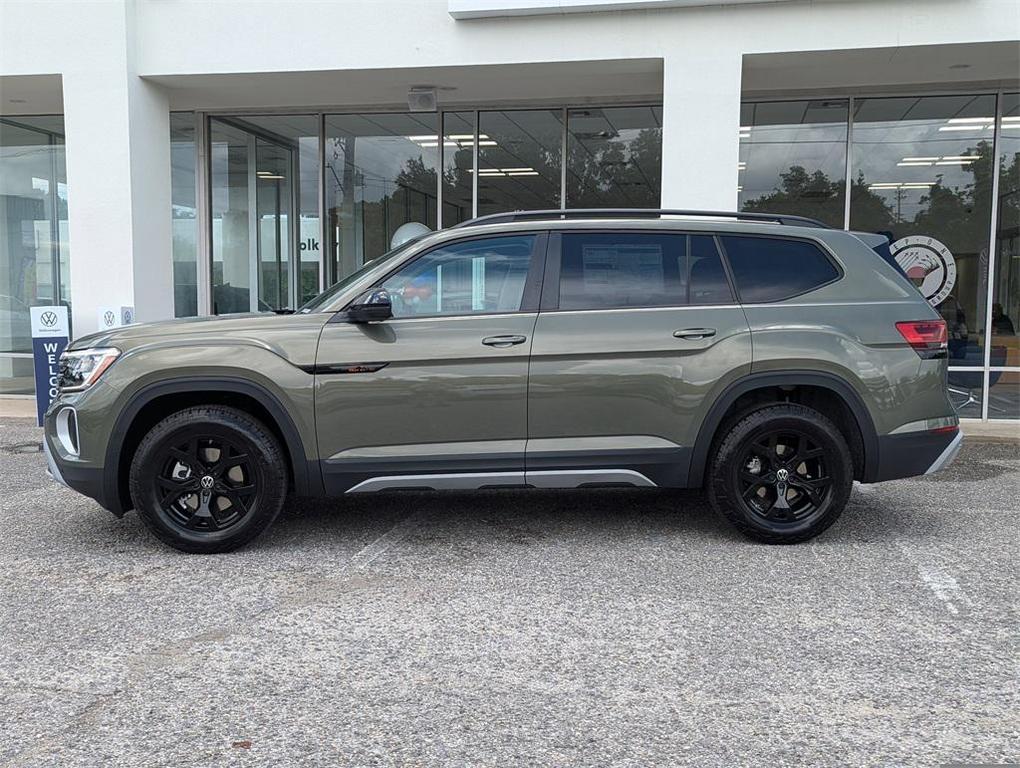 new 2025 Volkswagen Atlas car, priced at $46,146