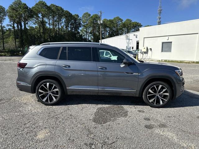 new 2024 Volkswagen Atlas car, priced at $48,597