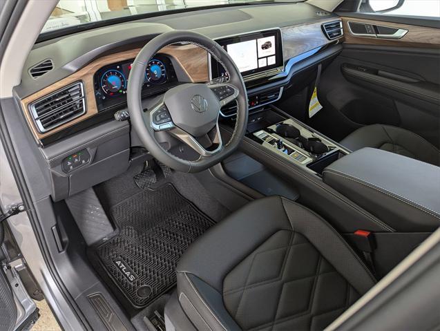 new 2025 Volkswagen Atlas car, priced at $43,766