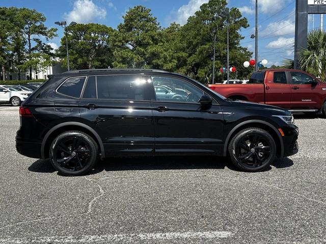 new 2024 Volkswagen Tiguan car, priced at $31,592