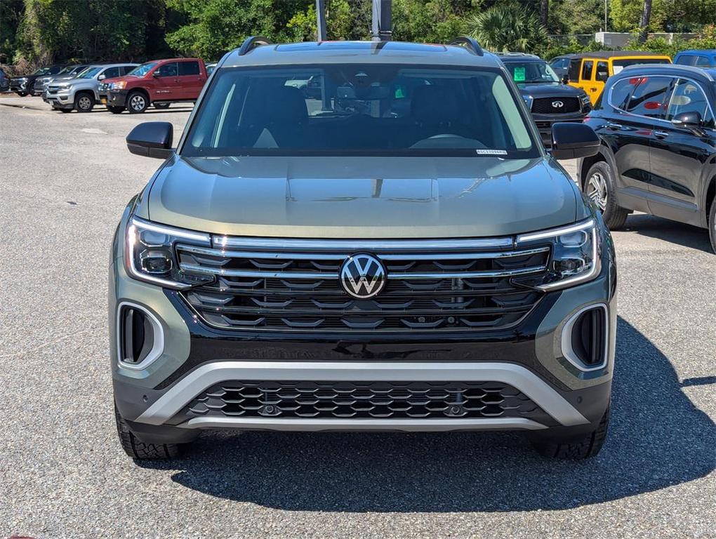 new 2025 Volkswagen Atlas car, priced at $46,841