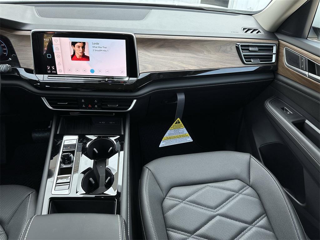 new 2025 Volkswagen Atlas car, priced at $42,766