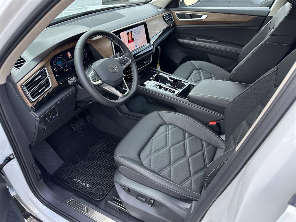 new 2025 Volkswagen Atlas car, priced at $42,766