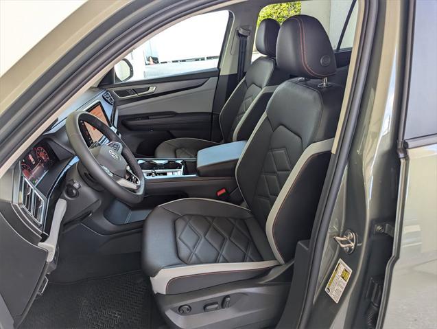 new 2025 Volkswagen Atlas car, priced at $46,841