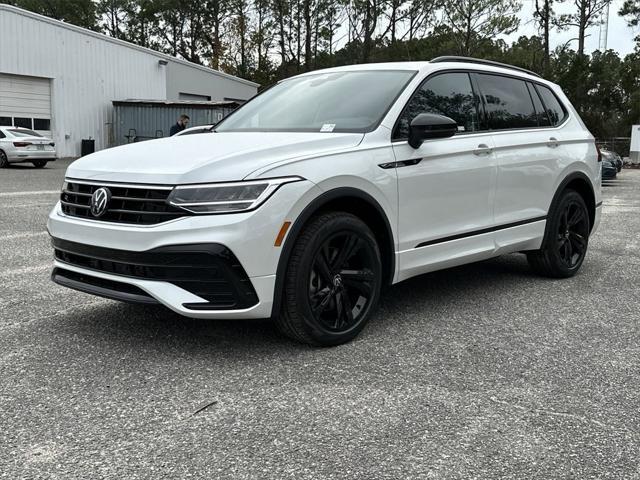 new 2024 Volkswagen Tiguan car, priced at $33,856