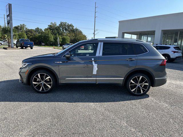 new 2024 Volkswagen Tiguan car, priced at $38,489