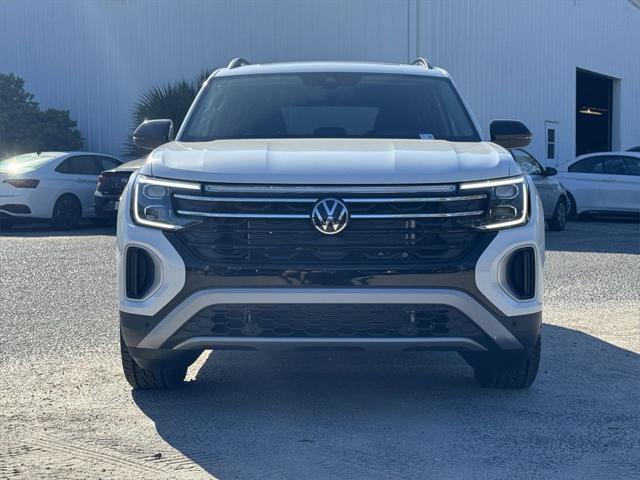 new 2025 Volkswagen Atlas car, priced at $45,661