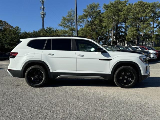 new 2025 Volkswagen Atlas car, priced at $47,416