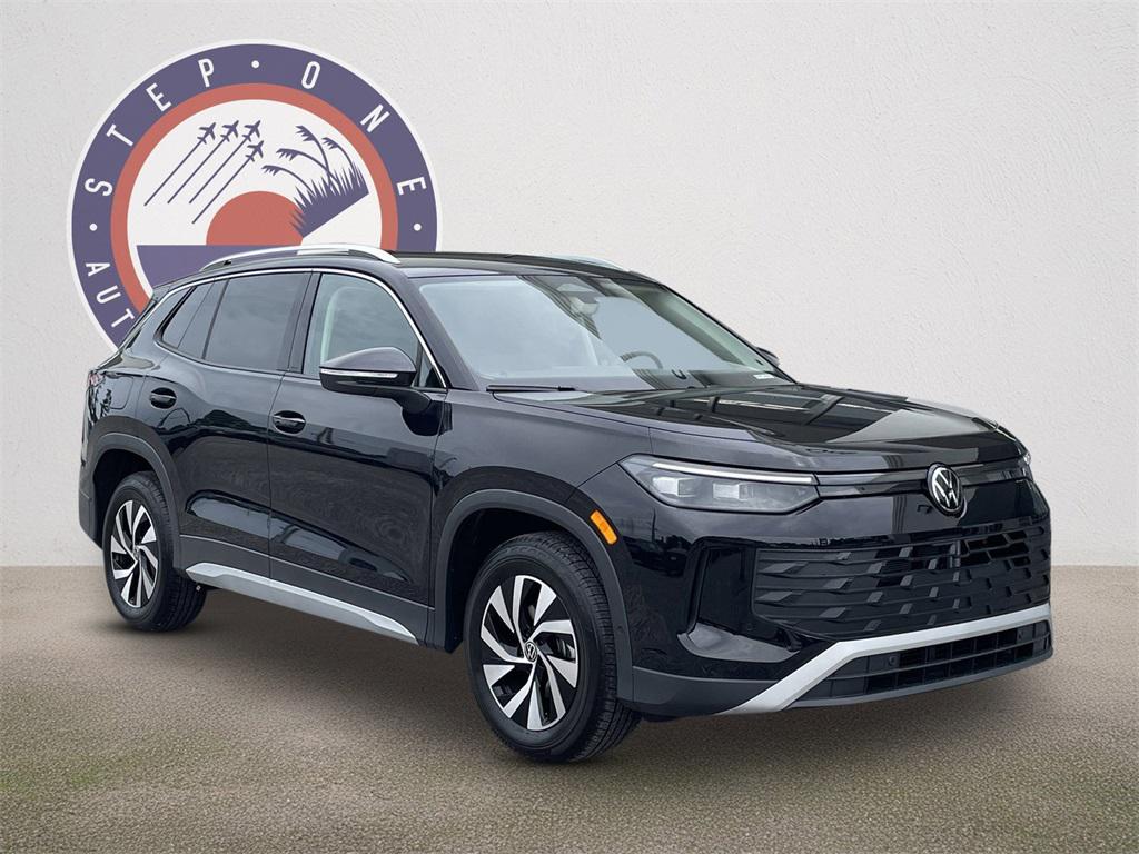 new 2025 Volkswagen Tiguan car, priced at $30,761