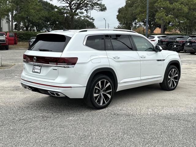 new 2025 Volkswagen Atlas car, priced at $52,577