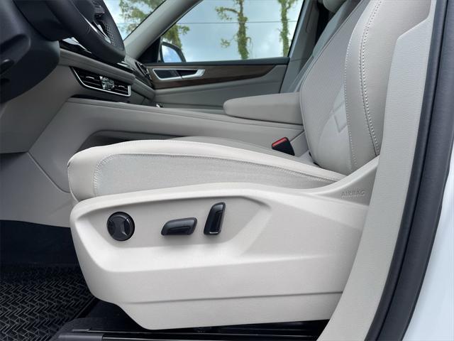 new 2025 Volkswagen Atlas car, priced at $44,066