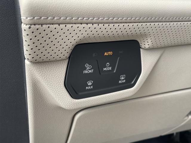 new 2025 Volkswagen Atlas car, priced at $44,066
