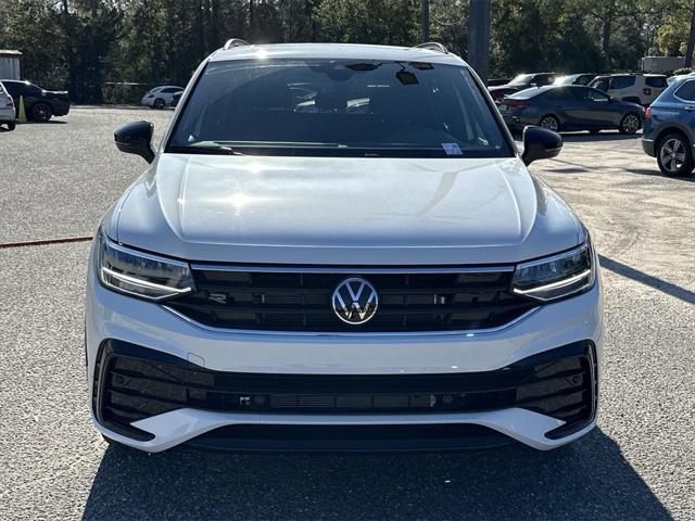 new 2024 Volkswagen Tiguan car, priced at $33,856