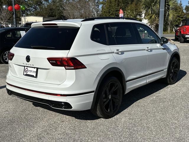 new 2024 Volkswagen Tiguan car, priced at $33,856