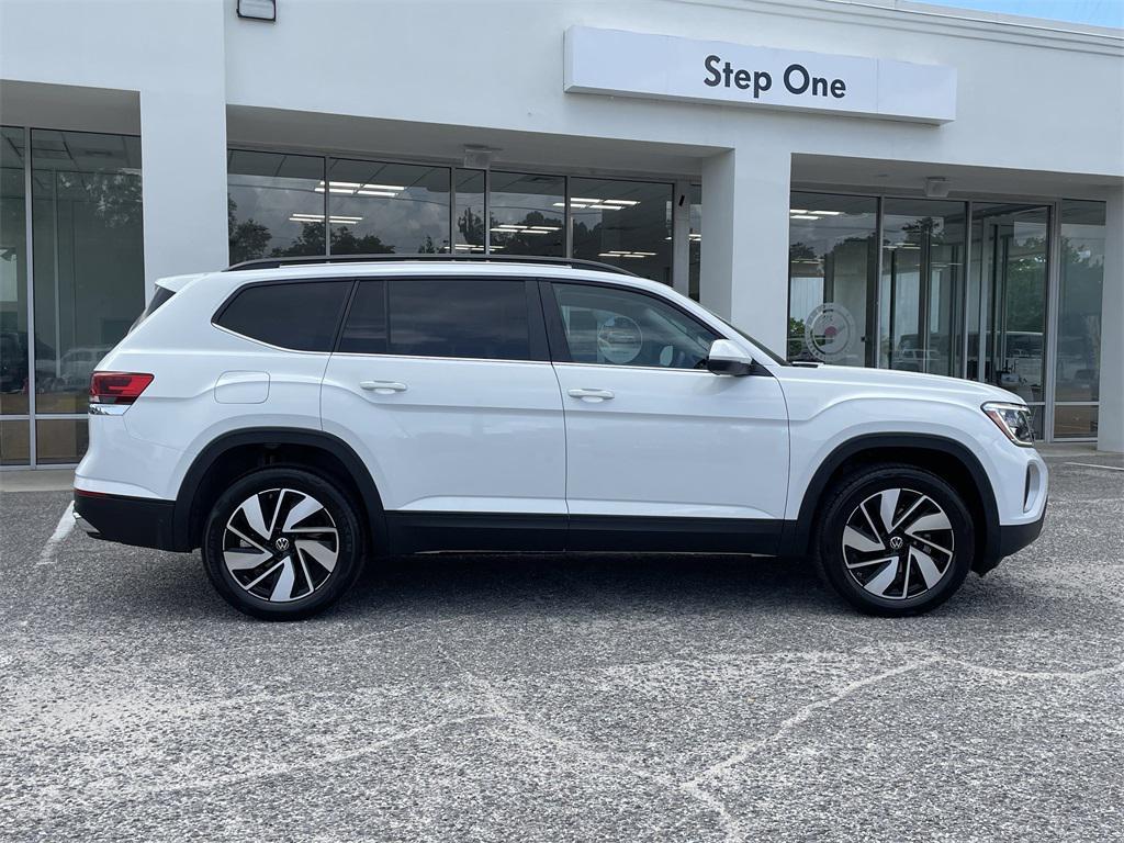 new 2025 Volkswagen Atlas car, priced at $41,566