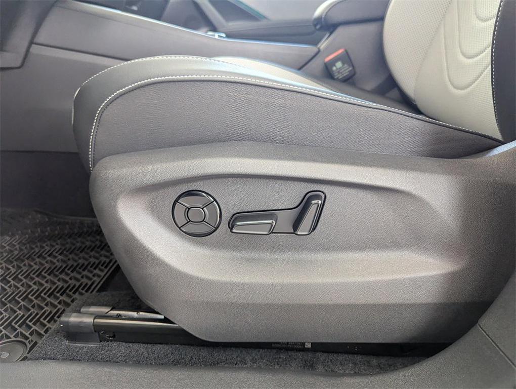 new 2025 Volkswagen Tiguan car, priced at $35,591