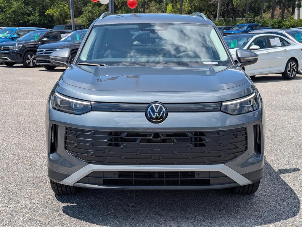 new 2025 Volkswagen Tiguan car, priced at $35,591