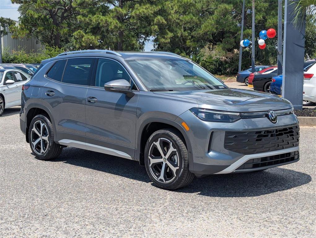 new 2025 Volkswagen Tiguan car, priced at $35,591