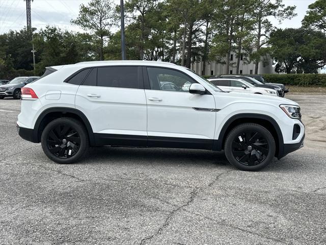 new 2025 Volkswagen Atlas Cross Sport car, priced at $40,905