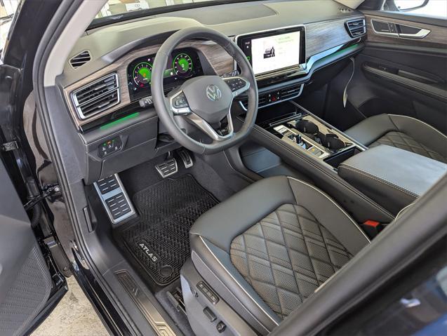 new 2025 Volkswagen Atlas car, priced at $52,636