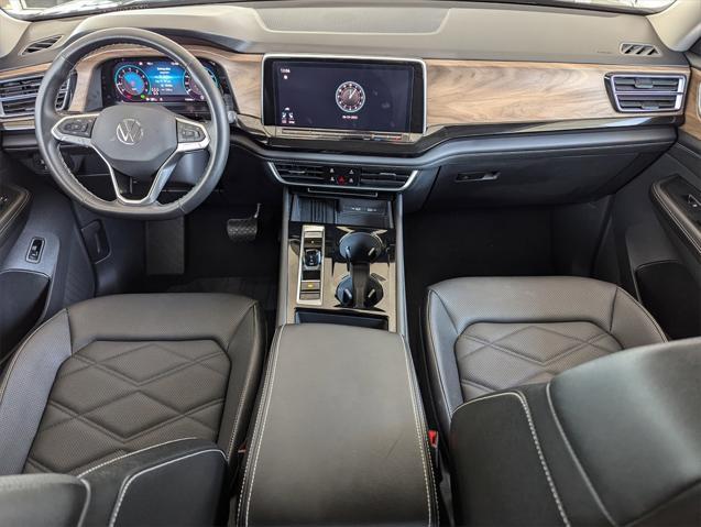 used 2025 Volkswagen Atlas car, priced at $40,988