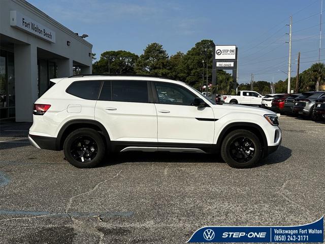 new 2025 Volkswagen Atlas car, priced at $45,661