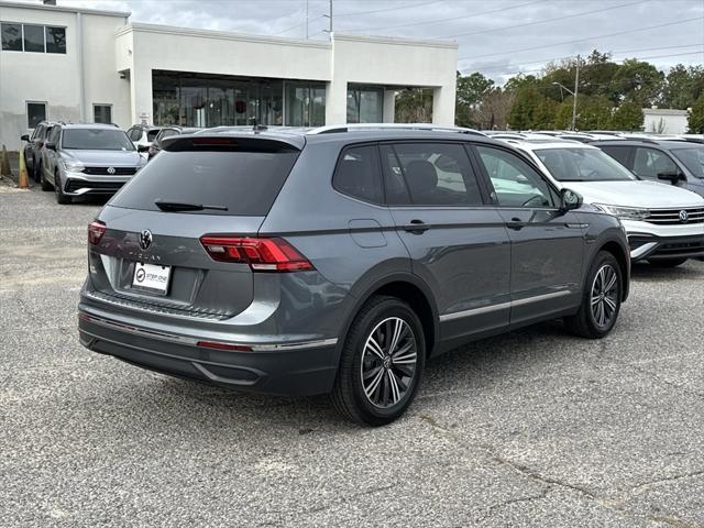 new 2024 Volkswagen Tiguan car, priced at $31,396