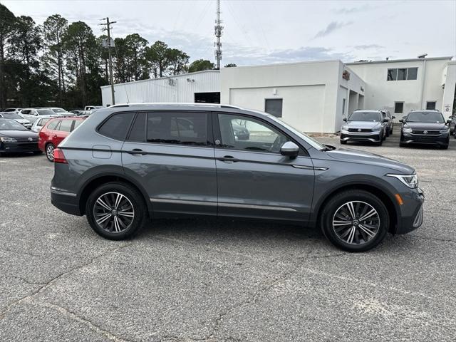 new 2024 Volkswagen Tiguan car, priced at $32,396