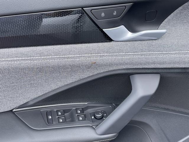 new 2025 Volkswagen Tiguan car, priced at $31,511