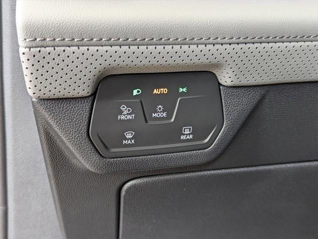 new 2025 Volkswagen Atlas car, priced at $47,146