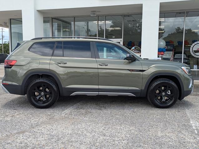 new 2025 Volkswagen Atlas car, priced at $47,146