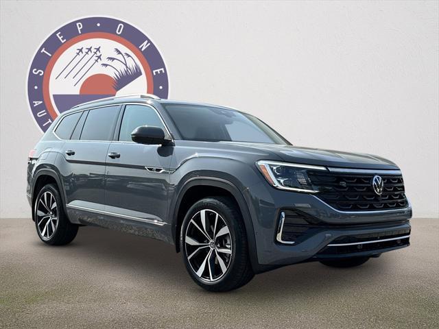 new 2025 Volkswagen Atlas car, priced at $58,067
