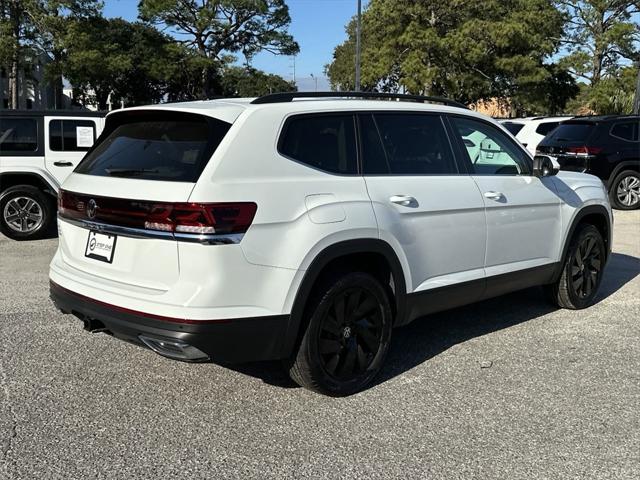 new 2025 Volkswagen Atlas car, priced at $43,423