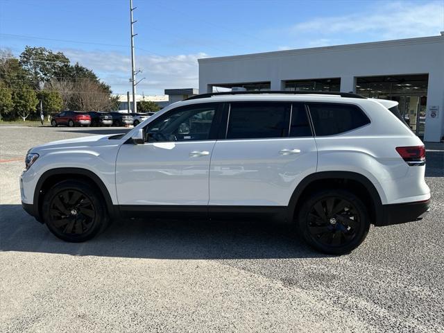 new 2025 Volkswagen Atlas car, priced at $43,423