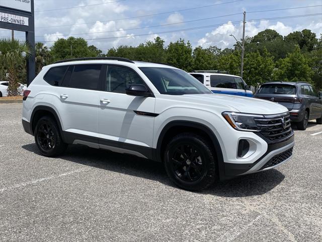 new 2025 Volkswagen Atlas car, priced at $47,088