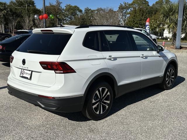 new 2024 Volkswagen Tiguan car, priced at $27,811