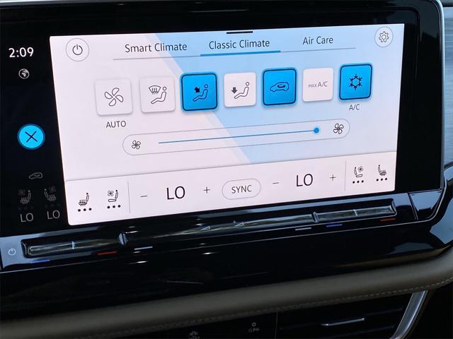 new 2025 Volkswagen Atlas Cross Sport car, priced at $36,910