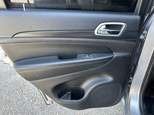 used 2021 Jeep Grand Cherokee car, priced at $25,875