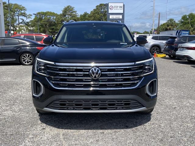 new 2025 Volkswagen Atlas car, priced at $48,156