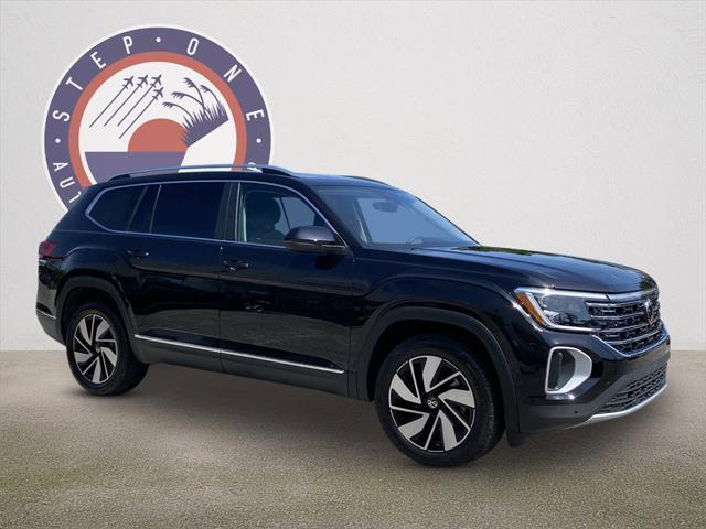 new 2025 Volkswagen Atlas car, priced at $50,656