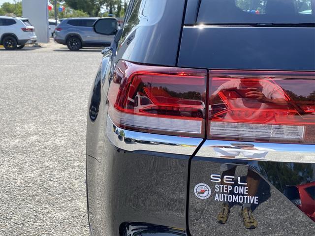 new 2025 Volkswagen Atlas car, priced at $48,156