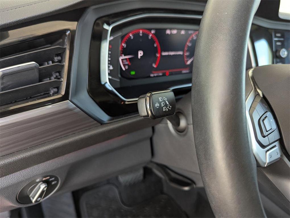 used 2024 Volkswagen Jetta car, priced at $25,420