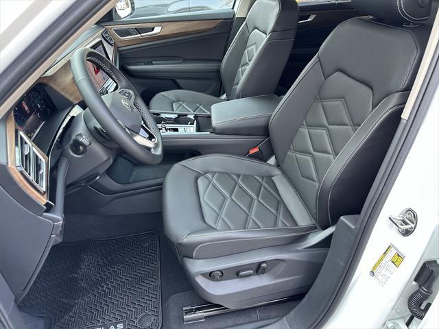 new 2025 Volkswagen Atlas car, priced at $43,766