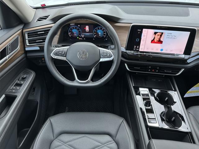 new 2025 Volkswagen Atlas car, priced at $43,766