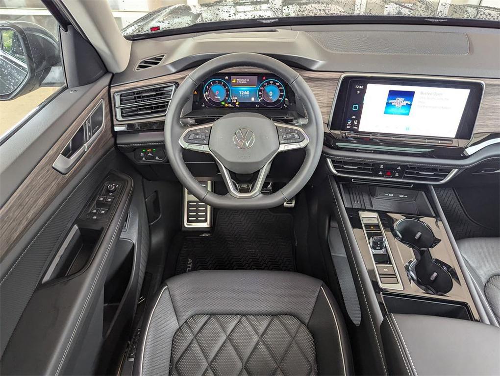 new 2025 Volkswagen Atlas car, priced at $52,636