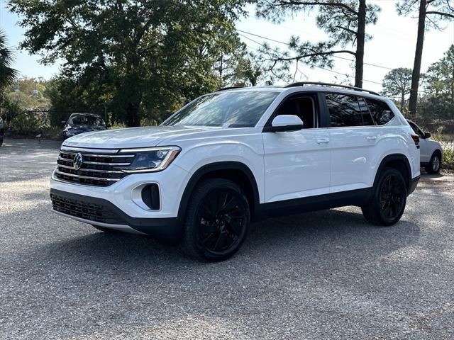 new 2025 Volkswagen Atlas car, priced at $42,825