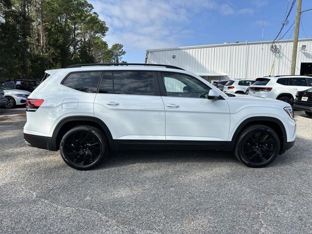 new 2025 Volkswagen Atlas car, priced at $42,825