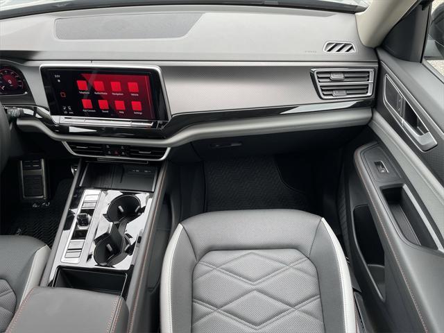 new 2025 Volkswagen Atlas car, priced at $47,601